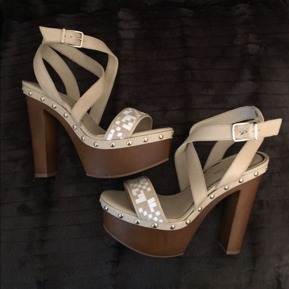 MB/WT/BGE Block Heel